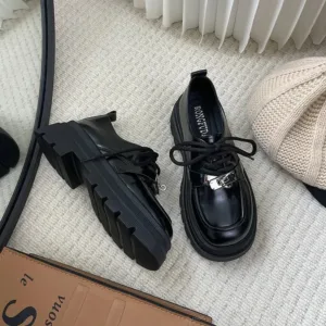 Mocassins à lacets en cuir à semelle épaisse noir pour femmes