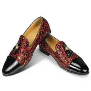 Mocassins vernis à glands et sequins