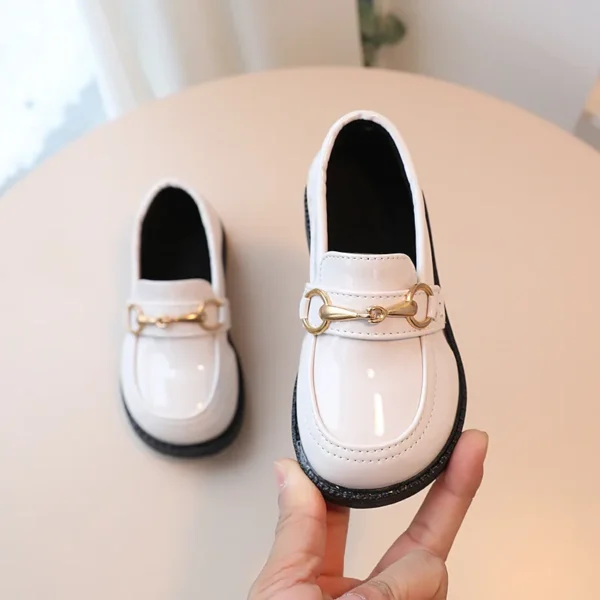 Mocassins vernis pour enfants – Image 7