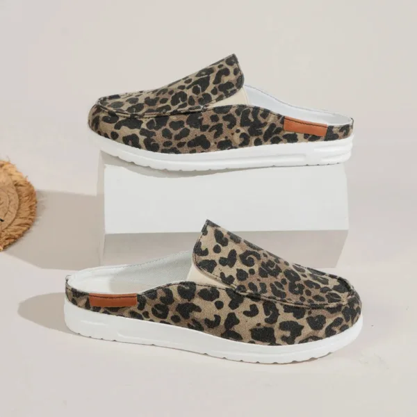 Mocassins mules sport en toile léopard avec semelle épaisse – Image 2