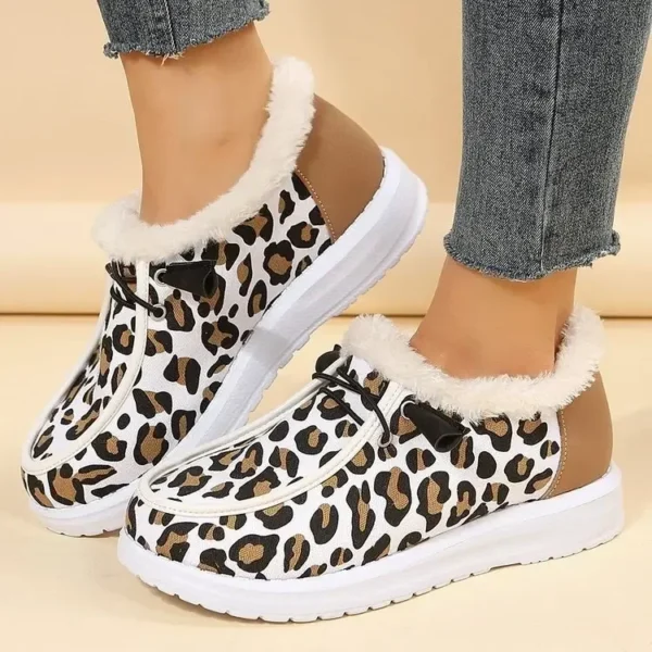 Mocassins bateau en fausse fourrure avec motif léopard – Image 8