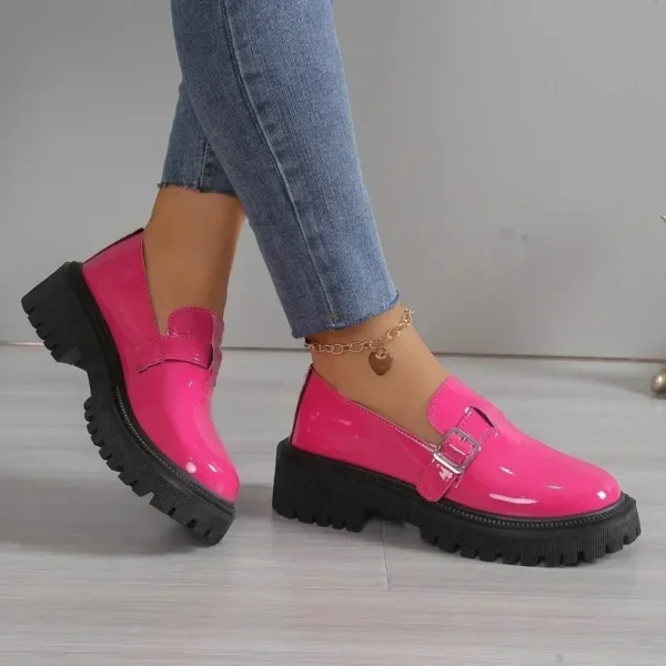 Mocassins à plateforme en cuir vernis rose pour femme – Image 4
