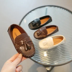 Mocassins à glands élégants pour garçons