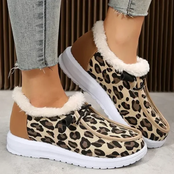 Mocassins bateau en fausse fourrure avec motif léopard – Image 7