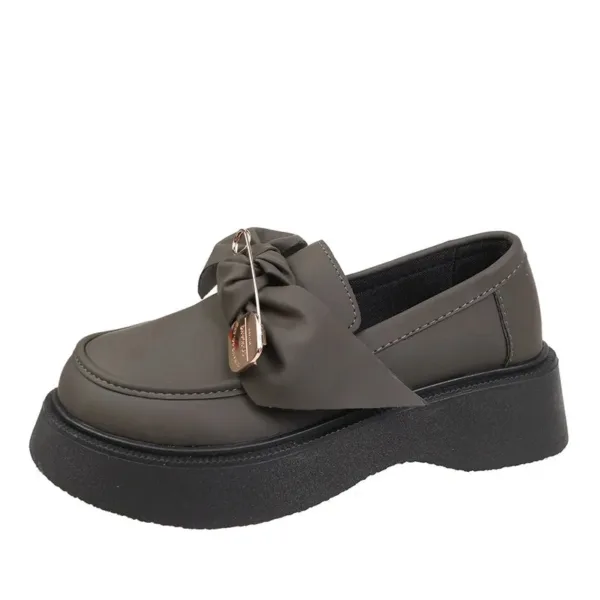 Mocassins à semelle épaisse à noeud papillon et épingle – Image 5