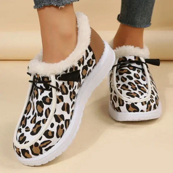Mocassins bateau en fausse fourrure avec motif léopard – Image 3