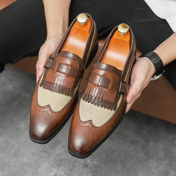 mocassins bicolores à franges avec boucle