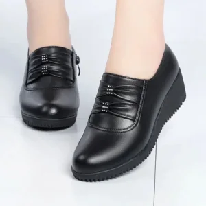 Mocassins compensés confortables en cuir noir pour femmes