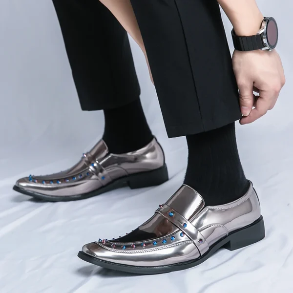 Mocassins dorés brillants pour homme – Image 6
