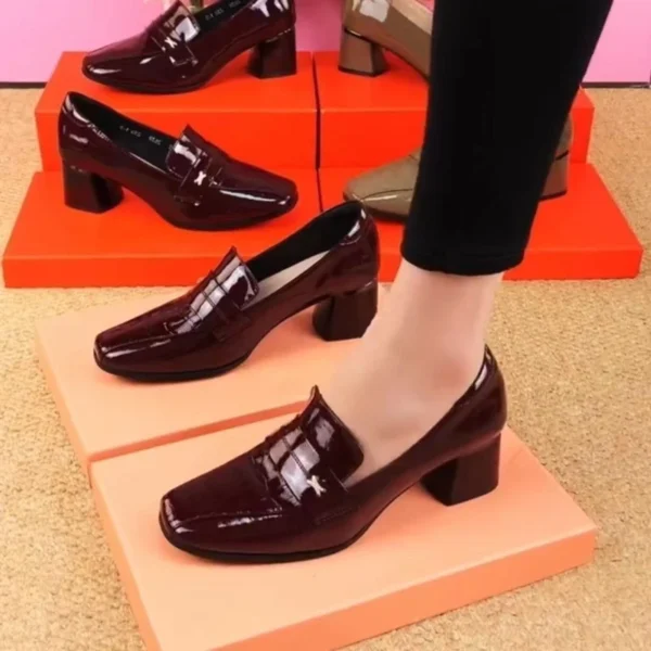 Mocassins à talons en cuir verni pour femmes – Image 5