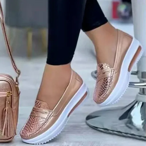 Mocassins compensés type baskets détails brillants – Image 2