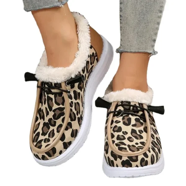 Mocassins bateau en fausse fourrure avec motif léopard – Image 2