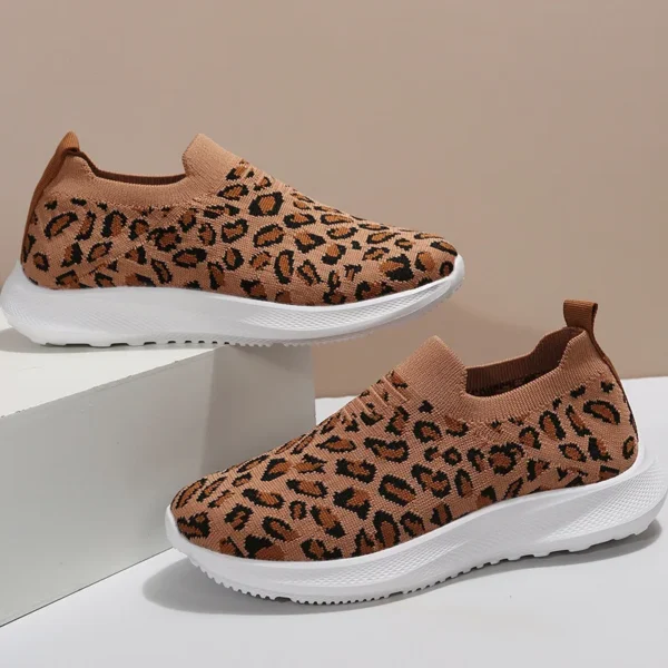 Mocassins sport en maille motif léopard pour femmes – Image 7