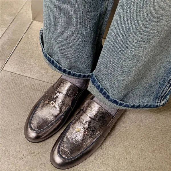 Mocassins à gland argentés pour femme en cuir véritable – Image 2