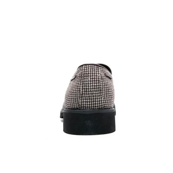 Mocassins à gland à carreaux marron et blanc pour homme – Image 5