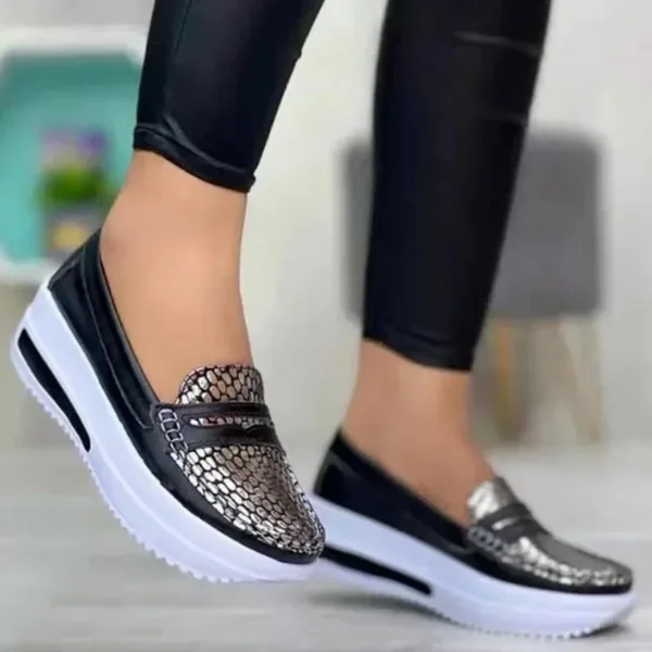 Mocassins compensés type baskets détails brillants – Image 4