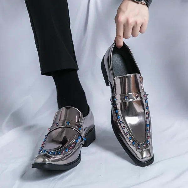 Mocassins dorés brillants pour homme – Image 4