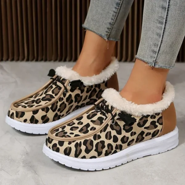Mocassins bateau en fausse fourrure avec motif léopard – Image 4