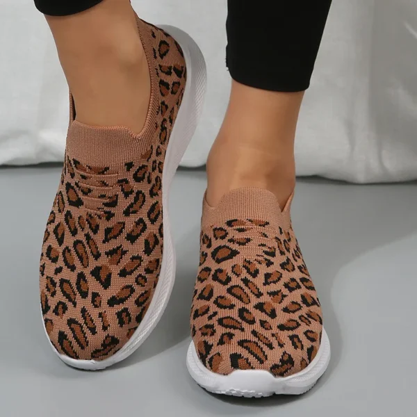 Mocassins sport en maille motif léopard pour femmes – Image 4