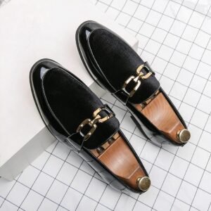 Mocassins habillés vernis noir et velours à mors dorés