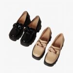 Mocassins vernis à semelle épaisse et grosse boucle