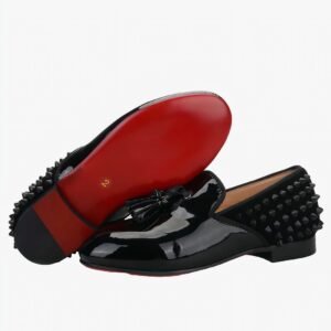 Mocassins vernis noirs pour hommes à piques